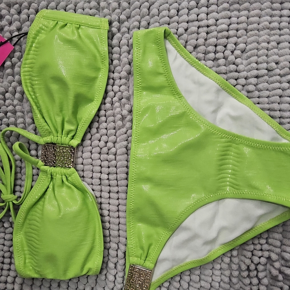 1 NWOT Naika Green Bikini Set with Rh - Picture 10 of 10